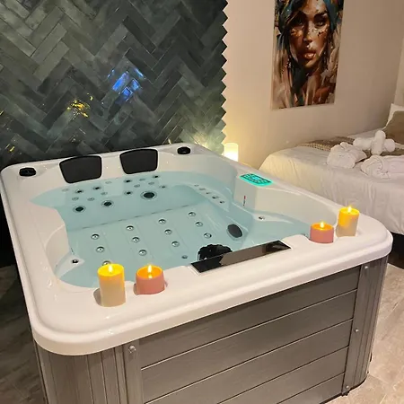Privatif Jacuzzi & Cinema Apartment