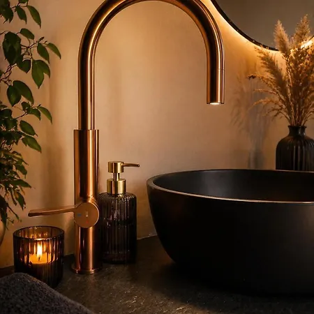 Apartment Privatif Jacuzzi & Cinema Saint-Pargoire