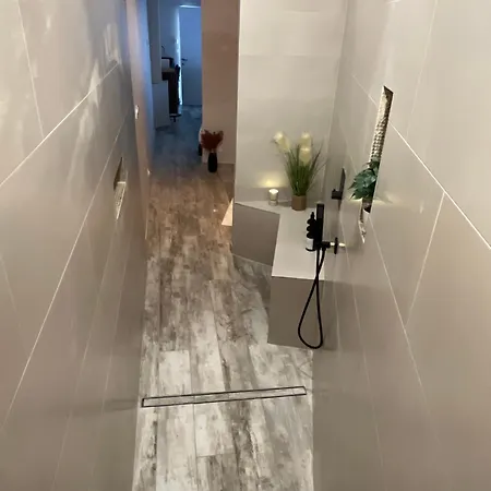 Apartment Privatif Jacuzzi & Cinema Saint-Pargoire